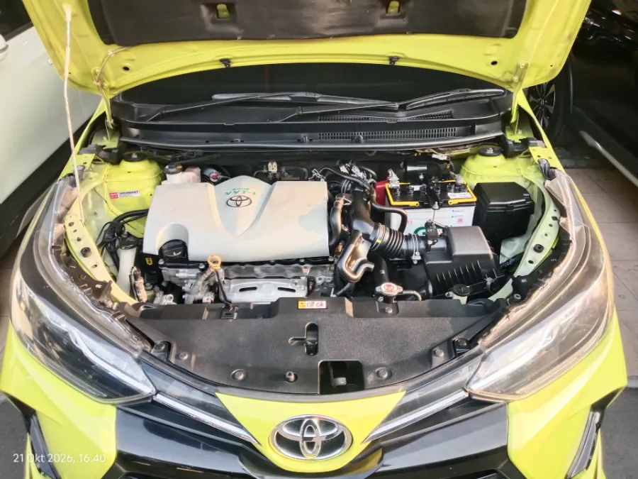 Foto Mobil Bekas Mesin Toyota Yaris 1.5 S tahun 2021
