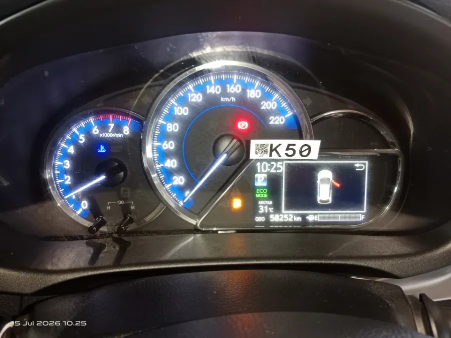 Foto Mobil Bekas Odometer Toyota Yaris 1.5 S tahun 2021