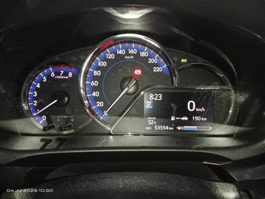 Foto Mobil Bekas Odometer Toyota Yaris 1.5 S tahun 2021