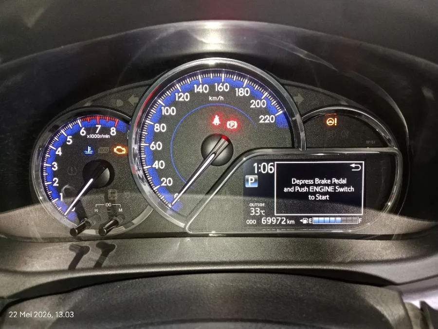 Foto Mobil Bekas Odometer Toyota Yaris 1.5 S tahun 2022