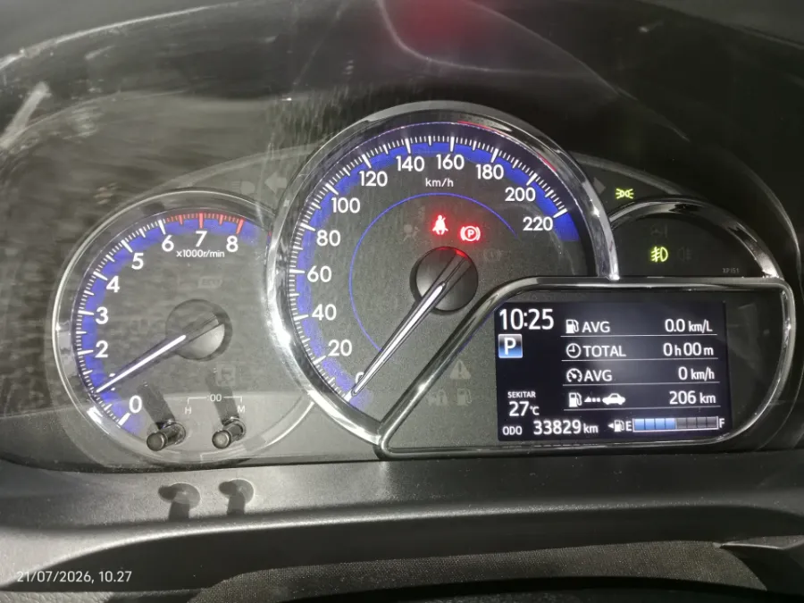 Foto Mobil Bekas Odometer Toyota Yaris 1.5 S tahun 2022