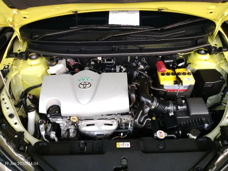 Foto Mobil Bekas Mesin Toyota Yaris 1.5 S tahun 2023