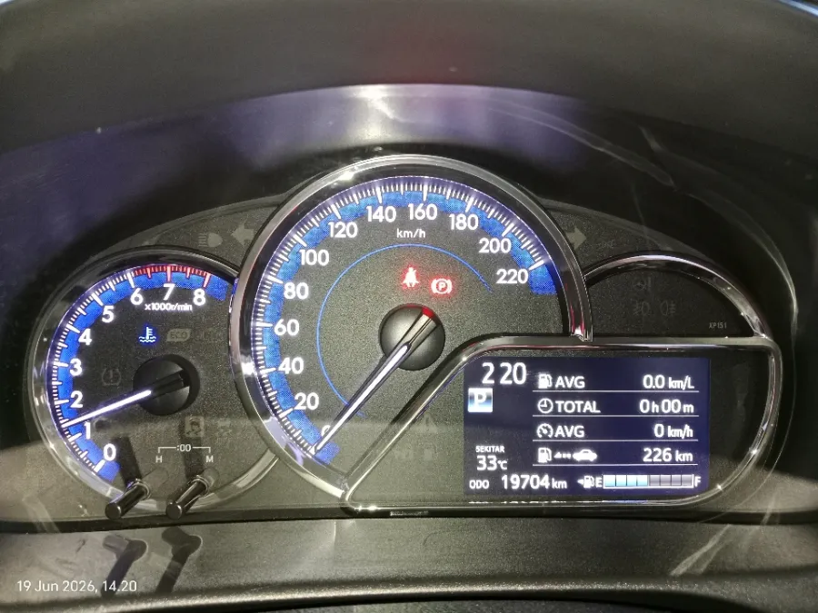 Foto Mobil Bekas Odometer Toyota Yaris 1.5 S tahun 2023