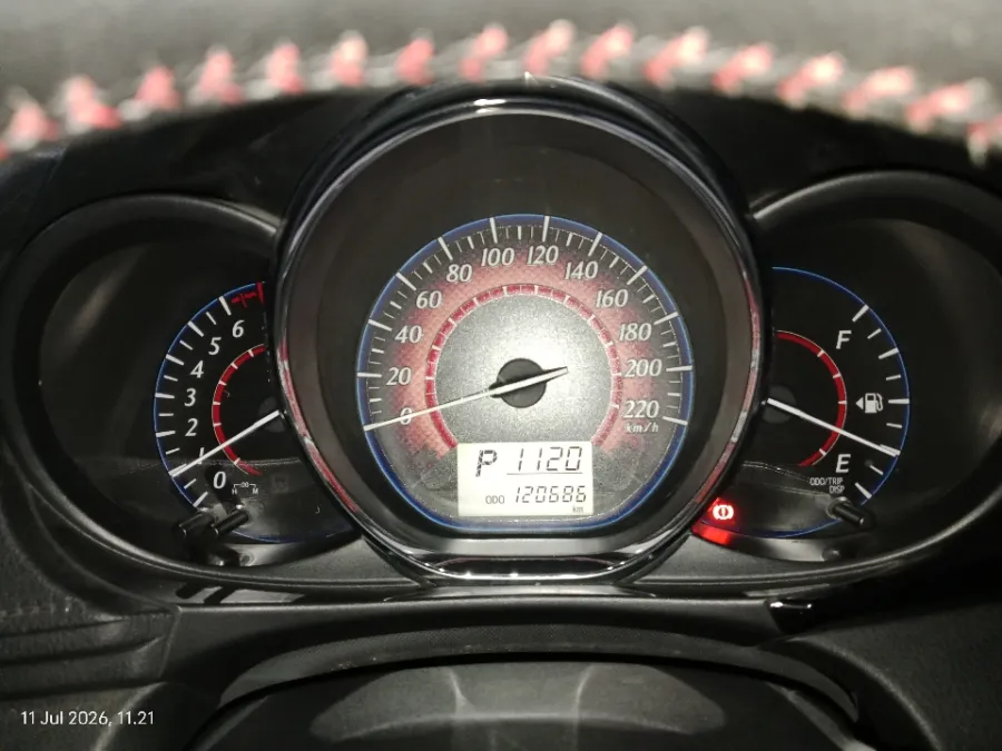 Foto Mobil Bekas Odometer Toyota Yaris 1.5 S Limited tahun 2017
