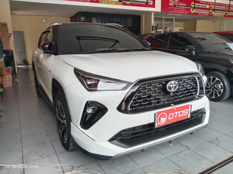 Foto Mobil Bekas Kanan Depan Toyota Yaris Cross 1.5 S HV tahun 2023