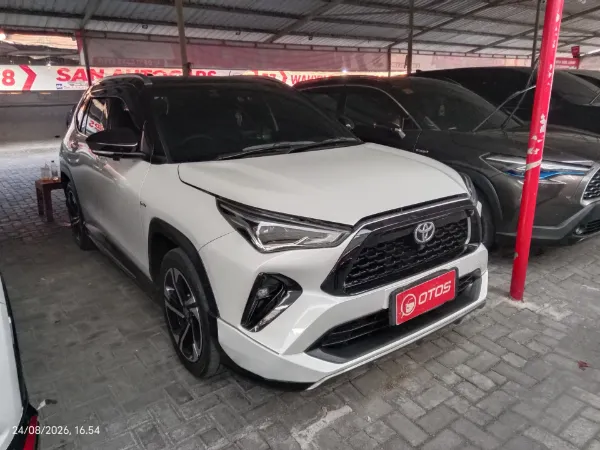 2023 Toyota Yaris Cross 1.5 S HV - Foto 1 dari 6