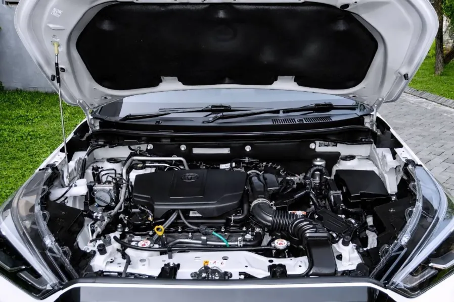Foto Mobil Bekas Mesin Toyota Yaris Cross 1.5 S HV tahun 2023