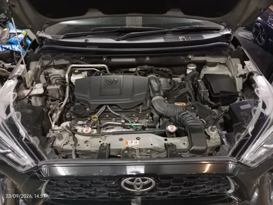 Foto Mobil Bekas Mesin Toyota Yaris Cross 1.5 S HV tahun 2023