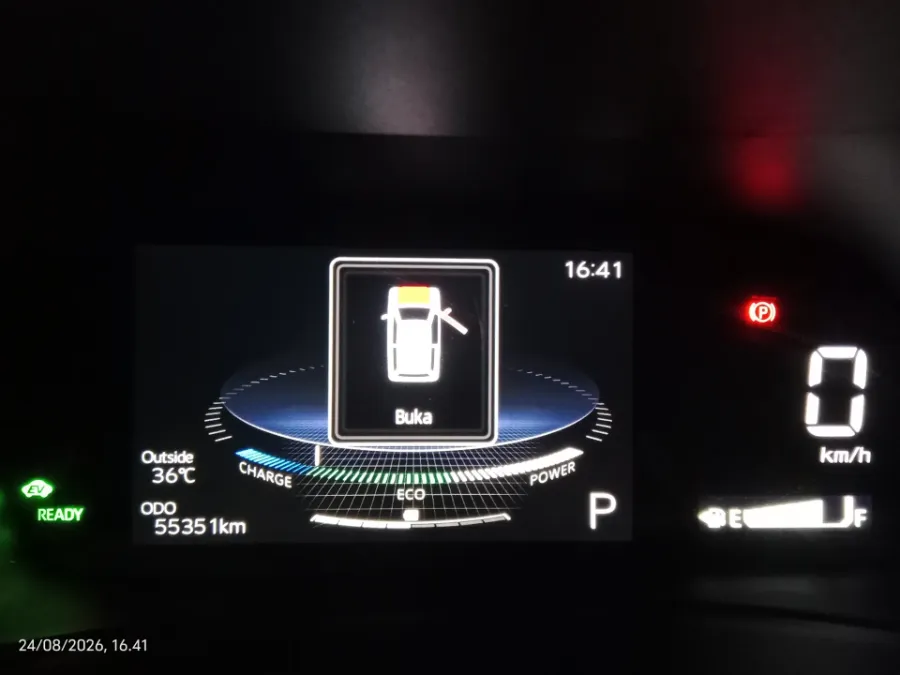 Foto Mobil Bekas Odometer Toyota Yaris Cross 1.5 S HV tahun 2023