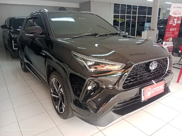 2024 Toyota Yaris Cross 1.5 S HV - Foto 1 dari 6