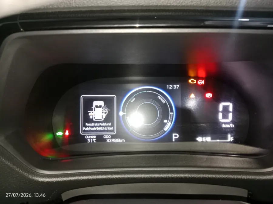 Foto Mobil Bekas Odometer Toyota Yaris Cross 1.5 S HV tahun 2024