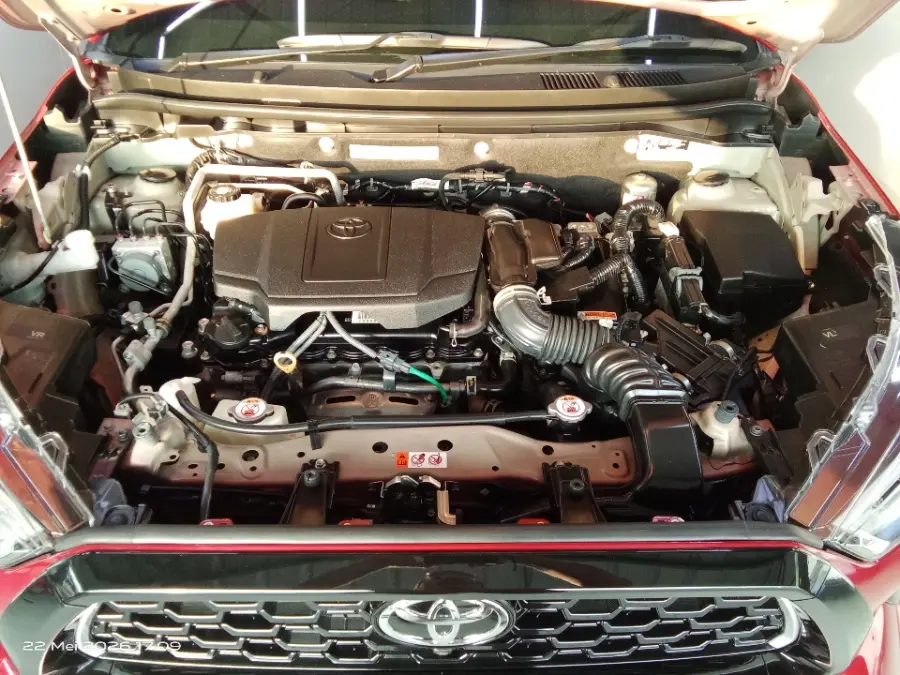 Foto Mobil Bekas Mesin Toyota Yaris Cross 1.5 S HV Gr tahun 2023