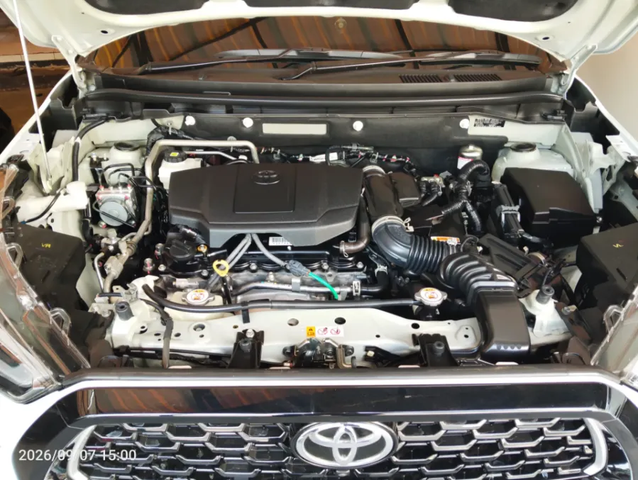 Foto Mobil Bekas Mesin Toyota Yaris Cross 1.5 S HV Gr tahun 2024