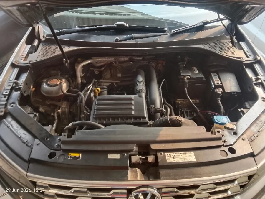 Foto Mobil Bekas Mesin Volkswagen Tiguan 1.4 TSI Allspace tahun 2020