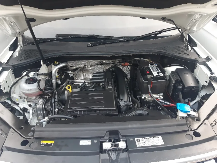 Foto Mobil Bekas Mesin Volkswagen Tiguan 1.4 TSI Allspace tahun 2021