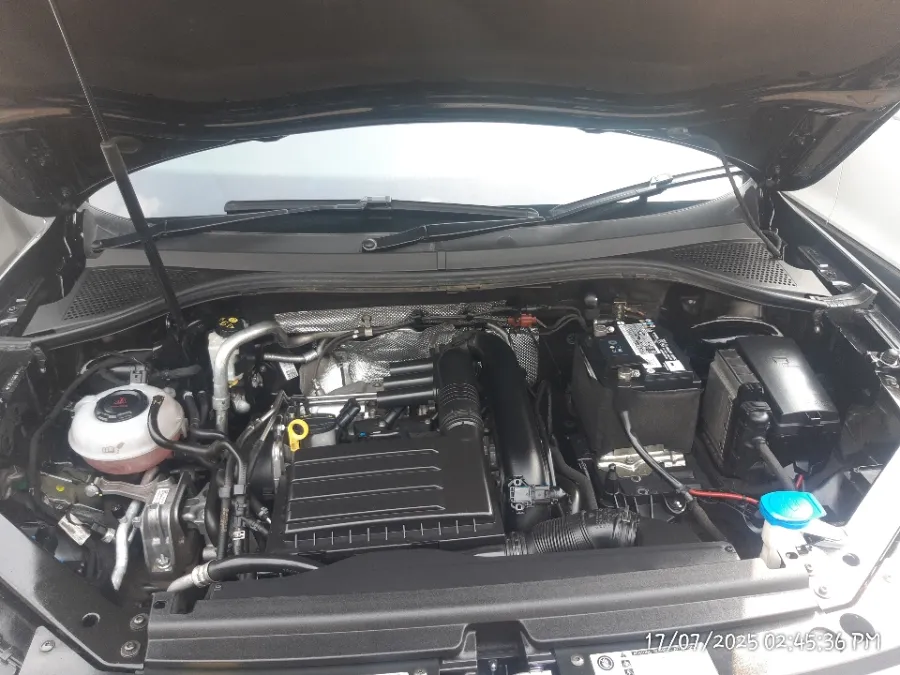 Foto Mobil Bekas Mesin Volkswagen Tiguan 1.4 TSI Allspace tahun 2021