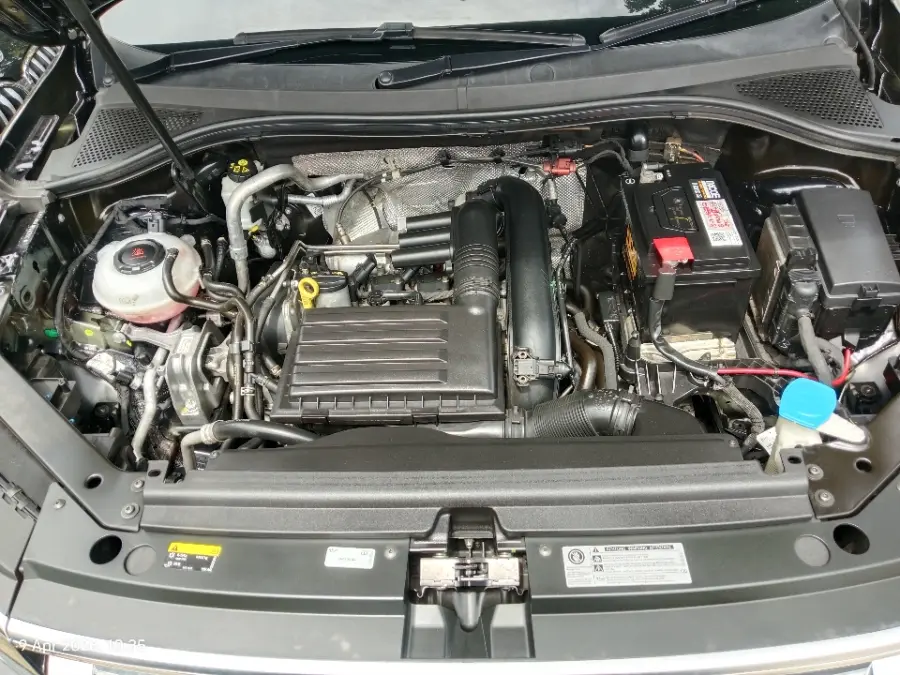 Foto Mobil Bekas Mesin Volkswagen Tiguan 1.4 TSI Allspace tahun 2021