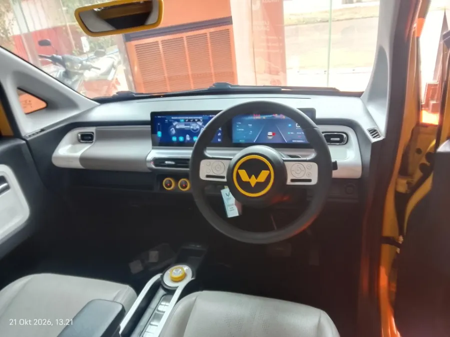 Foto Mobil Bekas Dashboard Wuling Air ev Long Range tahun 2022