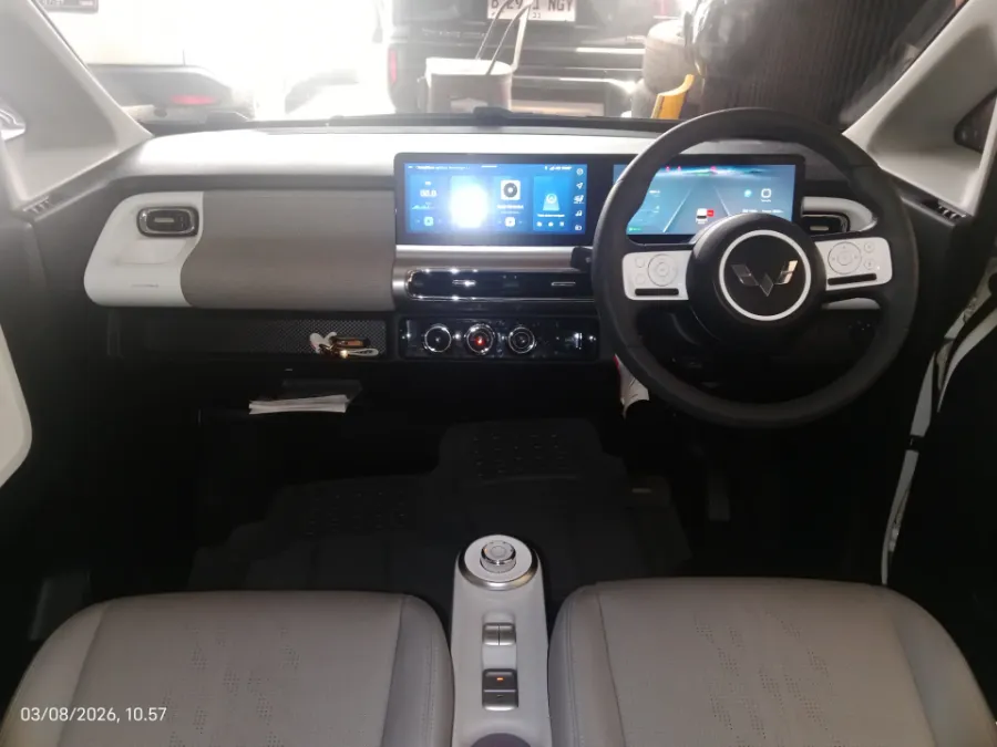 Foto Mobil Bekas Dashboard Wuling Air ev Long Range tahun 2023