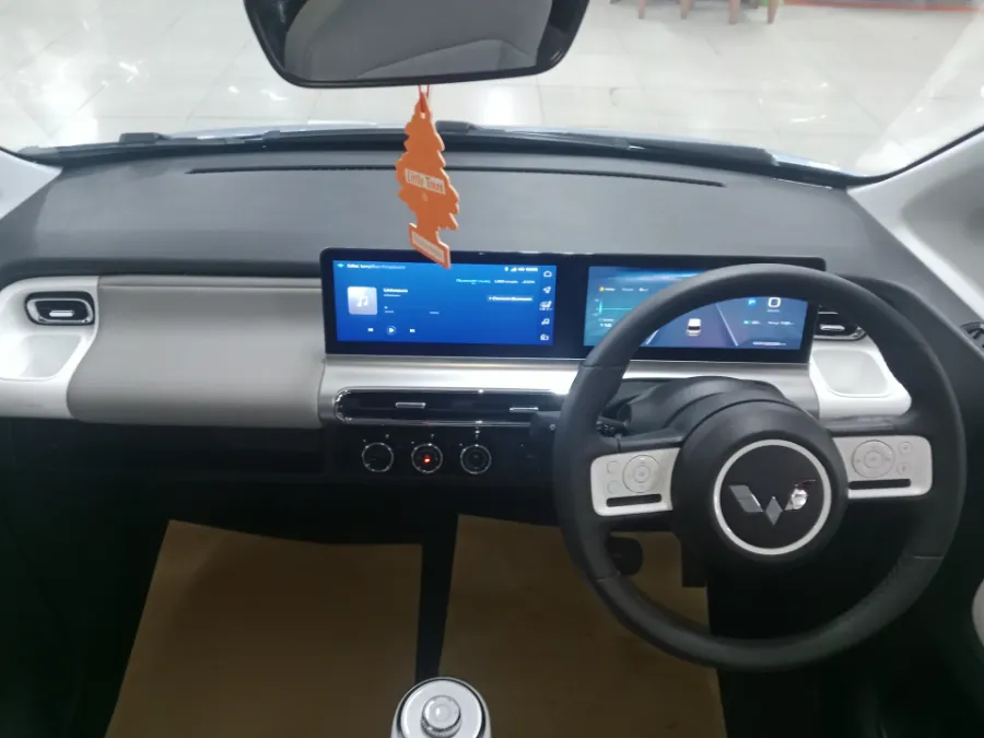 Foto Mobil Bekas Dashboard Wuling Air ev Long Range tahun 2023
