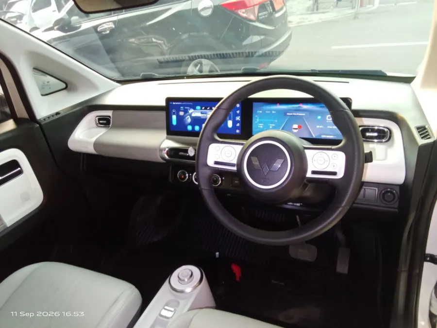 Foto Mobil Bekas Dashboard Wuling Air ev Long Range tahun 2023