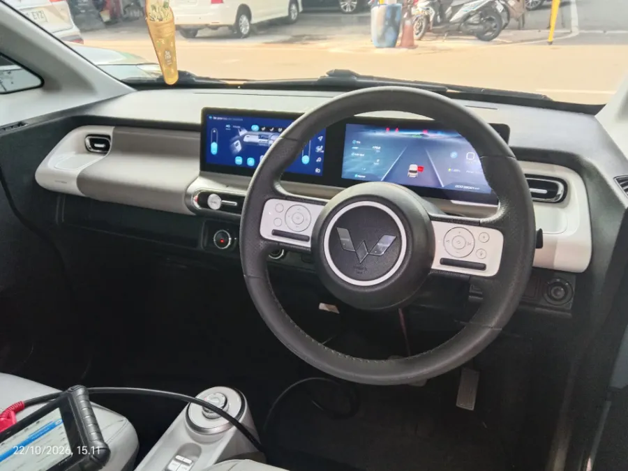 Foto Mobil Bekas Dashboard Wuling Air ev Long Range tahun 2023