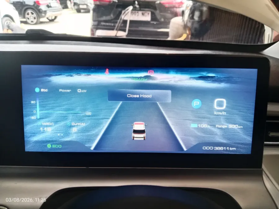 Foto Mobil Bekas Odometer Wuling Air ev Long Range tahun 2023
