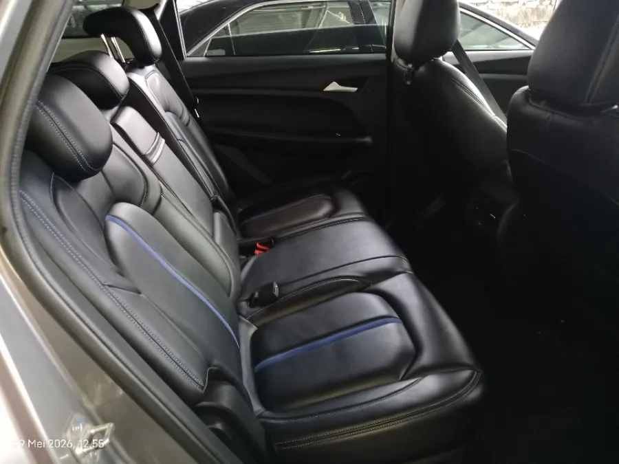 Foto Mobil Bekas Kabin Belakang Wuling Almaz 1.5 tahun 2021