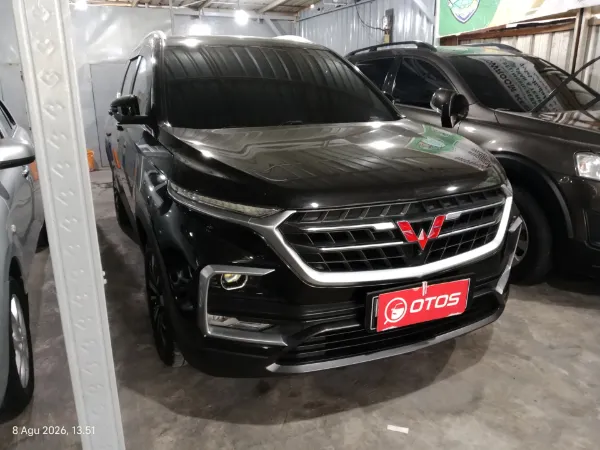 2019 Wuling Almaz 1.5 L T Lux - Foto 1 dari 6