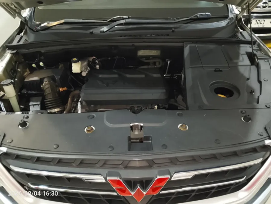 Foto Mobil Bekas Mesin Wuling Almaz 1.5 L T Lux tahun 2019