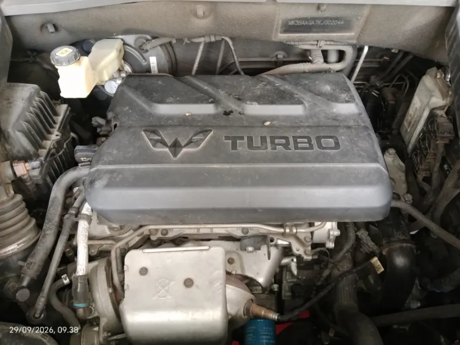 Foto Mobil Bekas Mesin Wuling Almaz 1.5 L T Lux tahun 2019