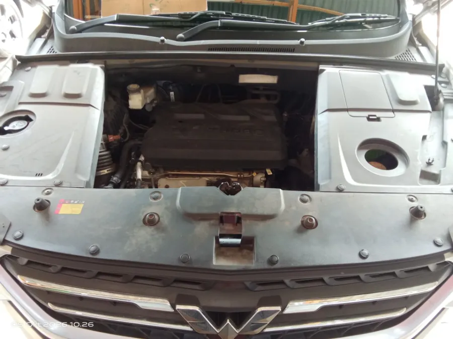 Foto Mobil Bekas Mesin Wuling Almaz 1.5 L T Lux tahun 2020