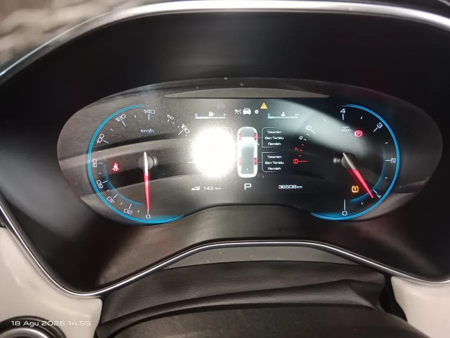 Foto Mobil Bekas Odometer Wuling Almaz 1.5 L T Lux tahun 2021