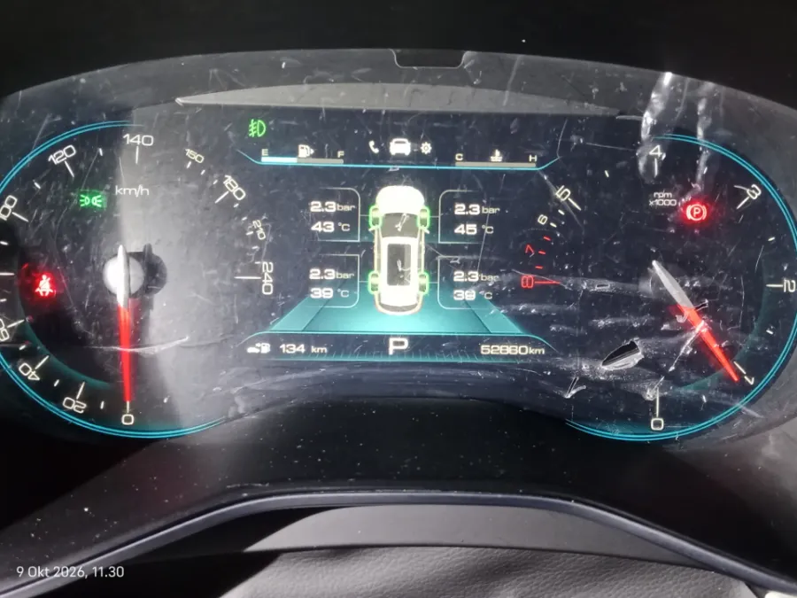 Foto Mobil Bekas Odometer Wuling Almaz 1.5 L T Lux tahun 2021