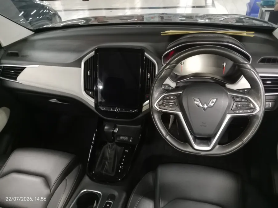 Foto Mobil Bekas Dashboard Wuling Almaz 1.5 L T Lux tahun 2022