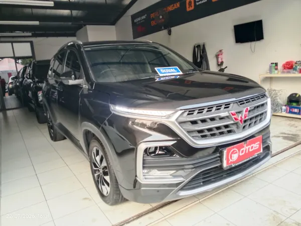 2022 Wuling Almaz 1.5 L T Lux