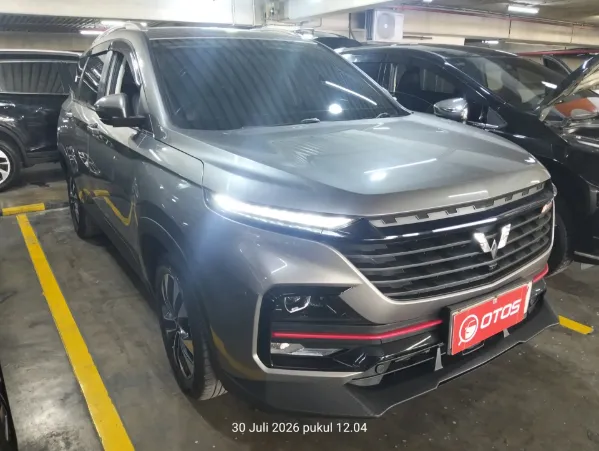 2022 Wuling Almaz 1.5 L T Lux - Foto 1 dari 6