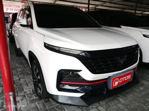 2022 Wuling Almaz 1.5 L T Lux