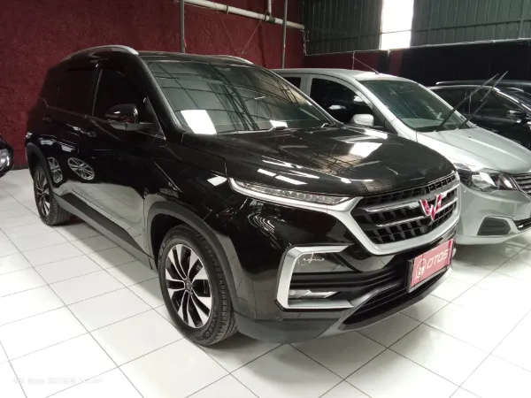 2022 Wuling Almaz 1.5 L T Lux