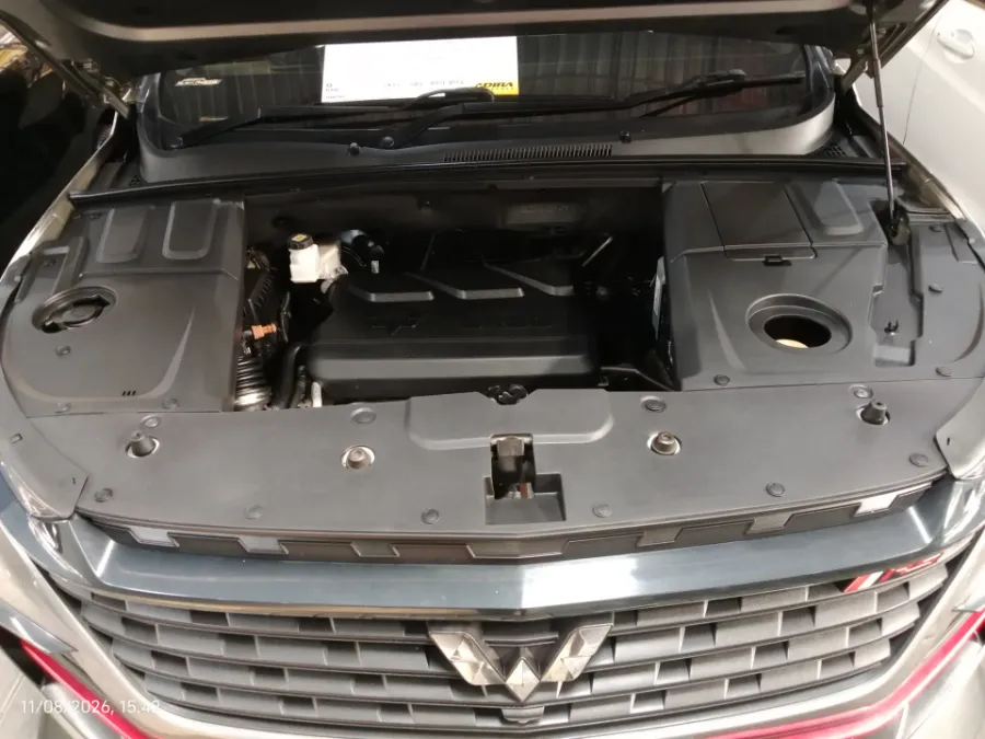Foto Mobil Bekas Mesin Wuling Almaz 1.5 L T Lux tahun 2022