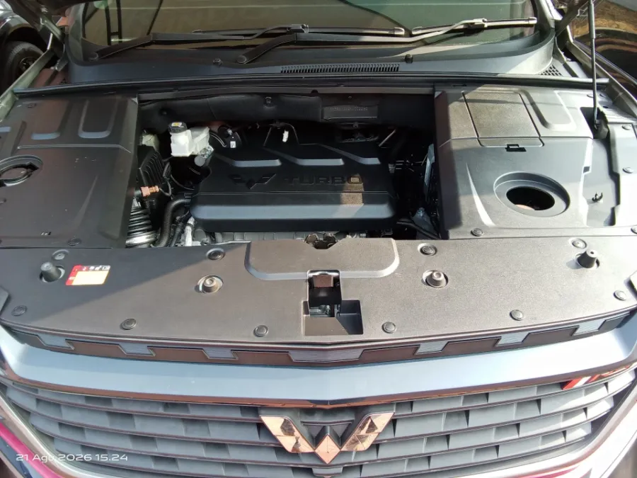 Foto Mobil Bekas Mesin Wuling Almaz 1.5 L T Lux tahun 2022