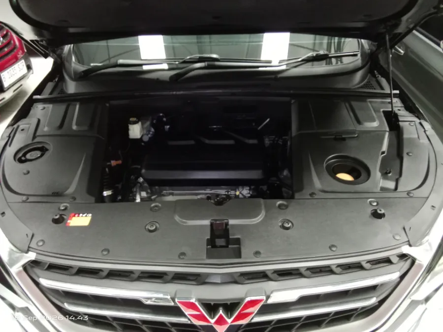 Foto Mobil Bekas Mesin Wuling Almaz 1.5 L T Lux tahun 2022