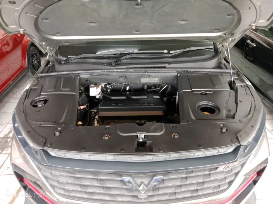 Foto Mobil Bekas Mesin Wuling Almaz 1.5 L T Lux tahun 2022