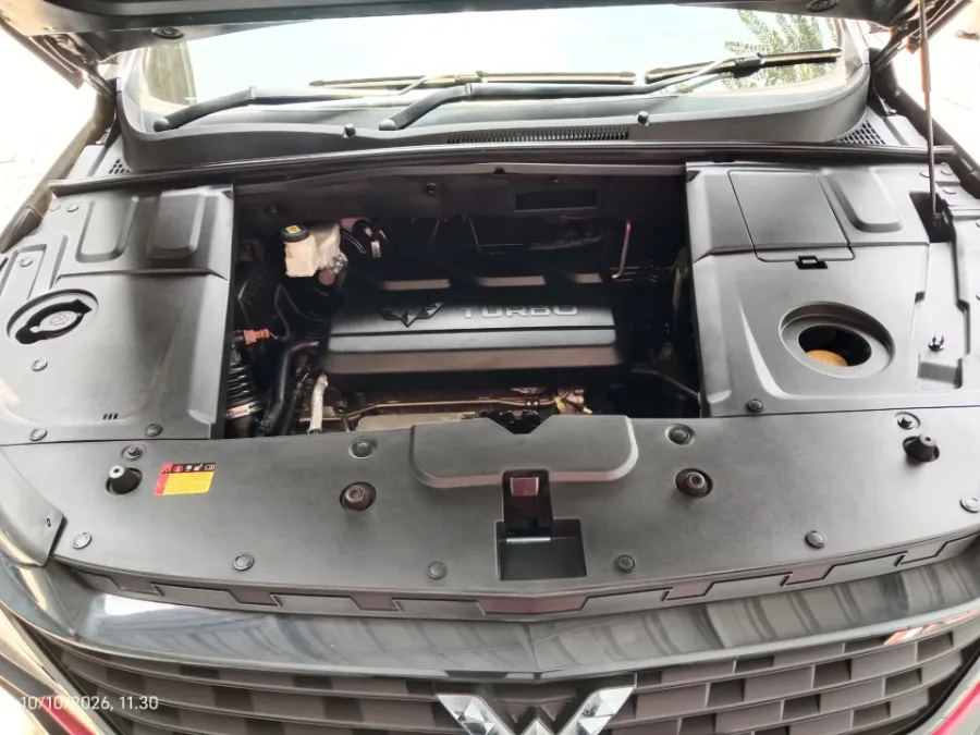 Foto Mobil Bekas Mesin Wuling Almaz 1.5 L T Lux tahun 2022