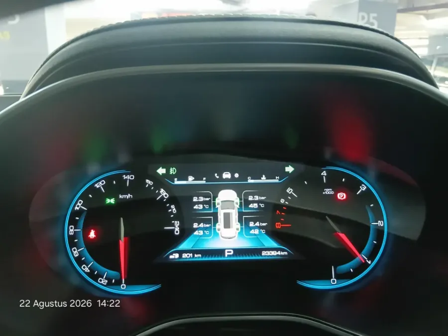 Foto Mobil Bekas Odometer Wuling Almaz 1.5 L T Lux tahun 2022