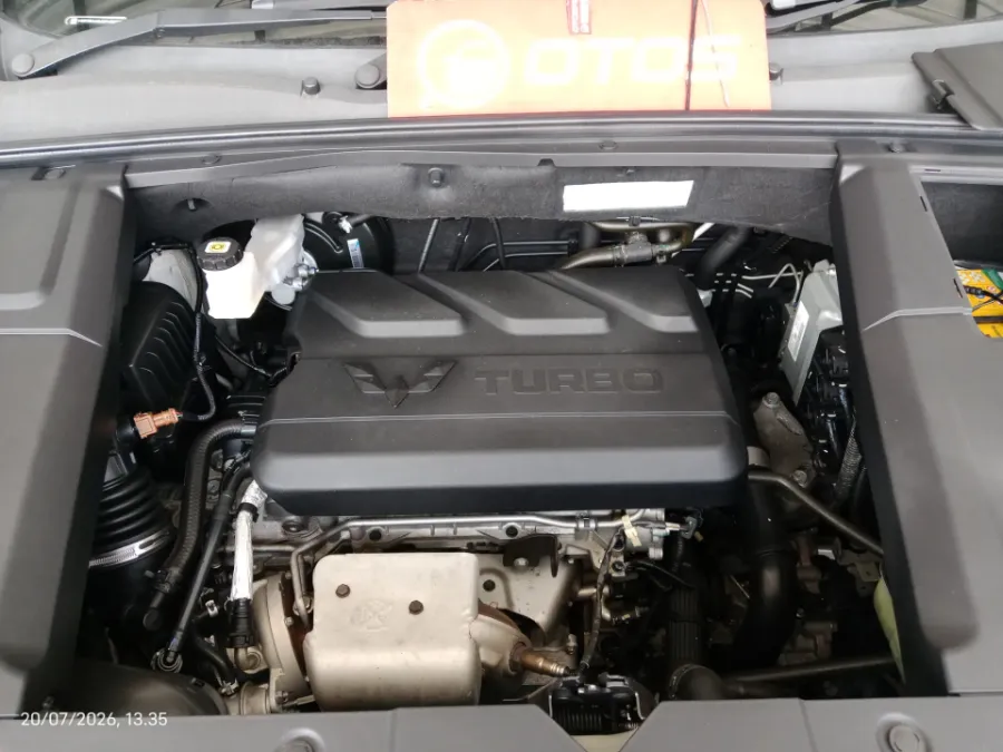 Foto Mobil Bekas Mesin Wuling Almaz 1.5 L T Lux tahun 2023