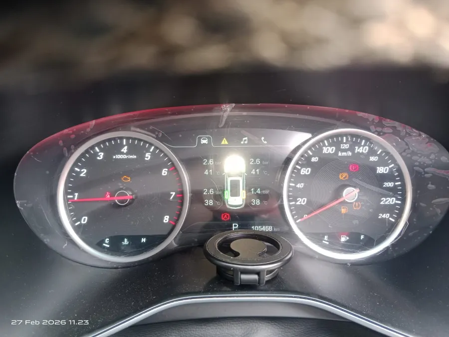 Foto Mobil Bekas Odometer Wuling Almaz 1.5 LT Lux 7 Seater tahun 2019