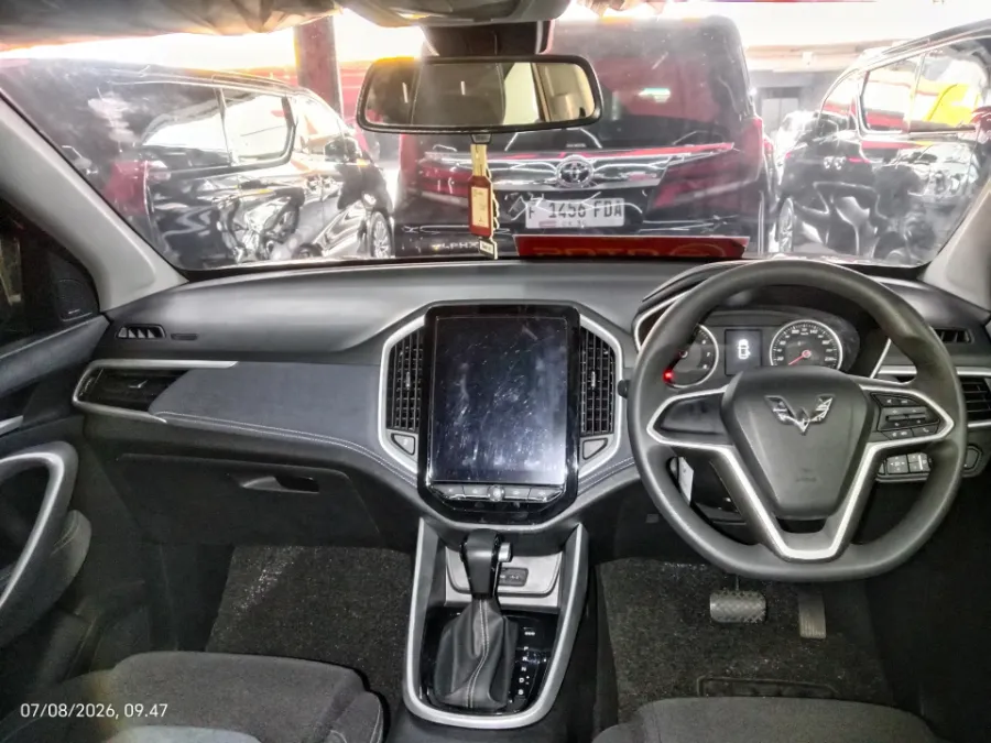 Foto Mobil Bekas Dashboard Wuling Almaz 1.5 LT Lux 7 Seater tahun 2021