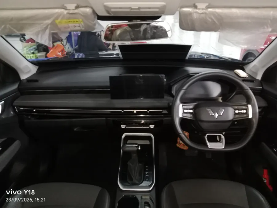 Foto Mobil Bekas Dashboard Wuling Alvez 1.5 CE tahun 2023