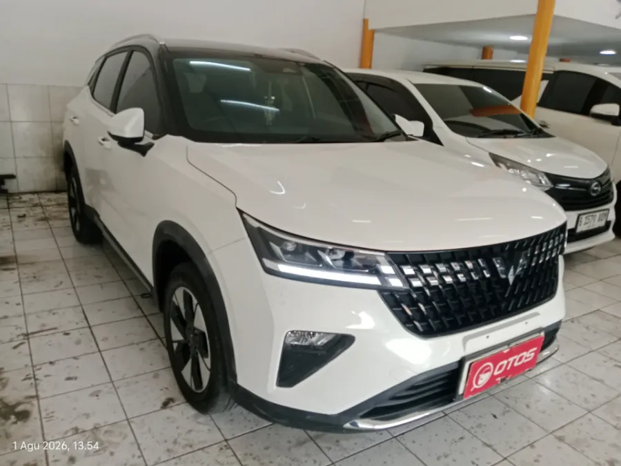 Foto Mobil Bekas Kanan Depan Wuling Alvez 1.5 CE tahun 2023